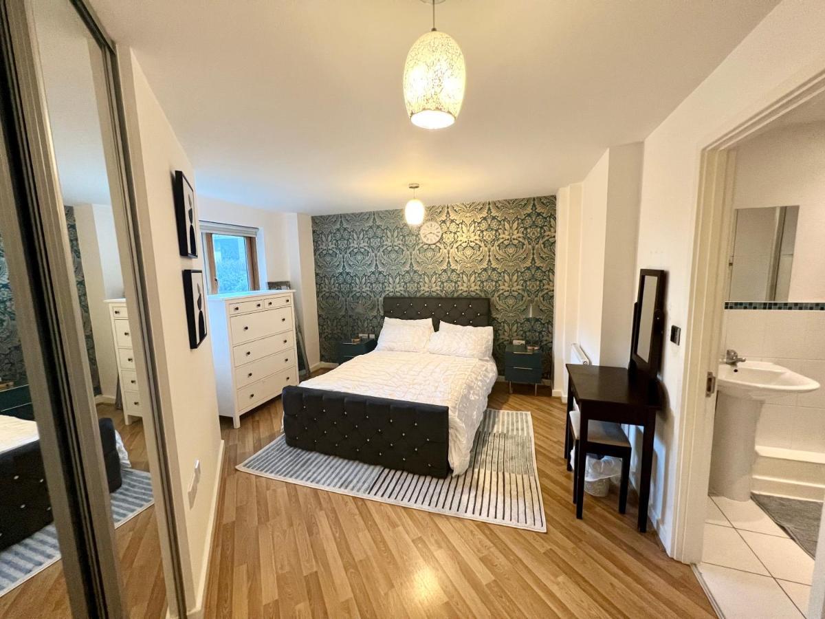 2 Bedroom Apartment Near Olympic Park With Free Parking London Exterior photo